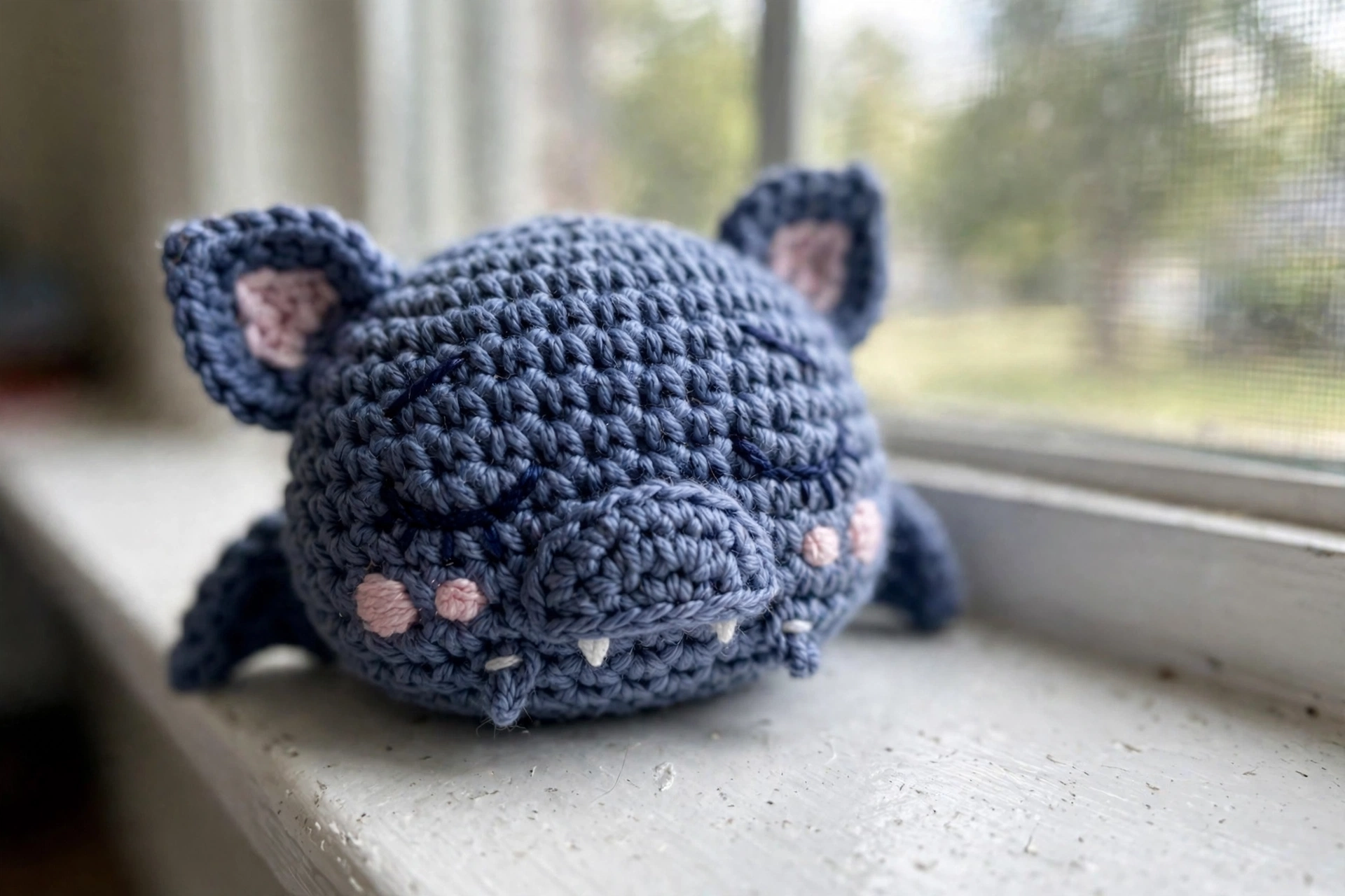 Blueberry bat face detail