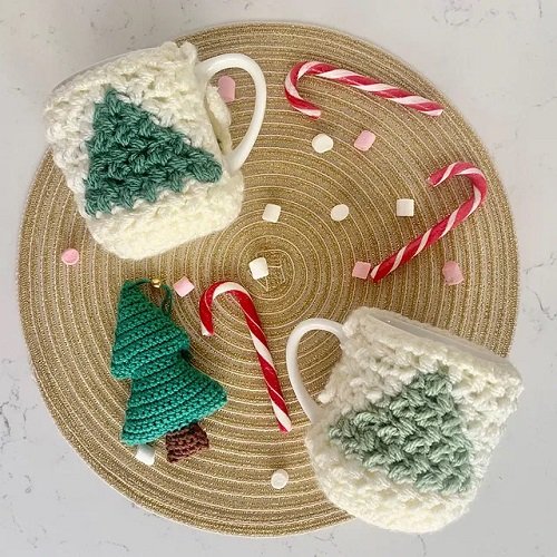 Christmas tree mug cozy