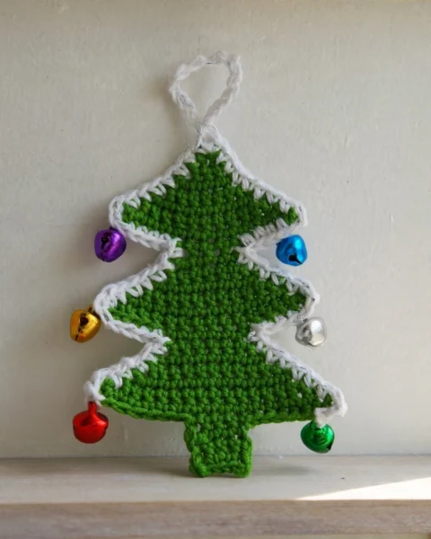 DIY Crochet Christmas Tree Pattern (Free)