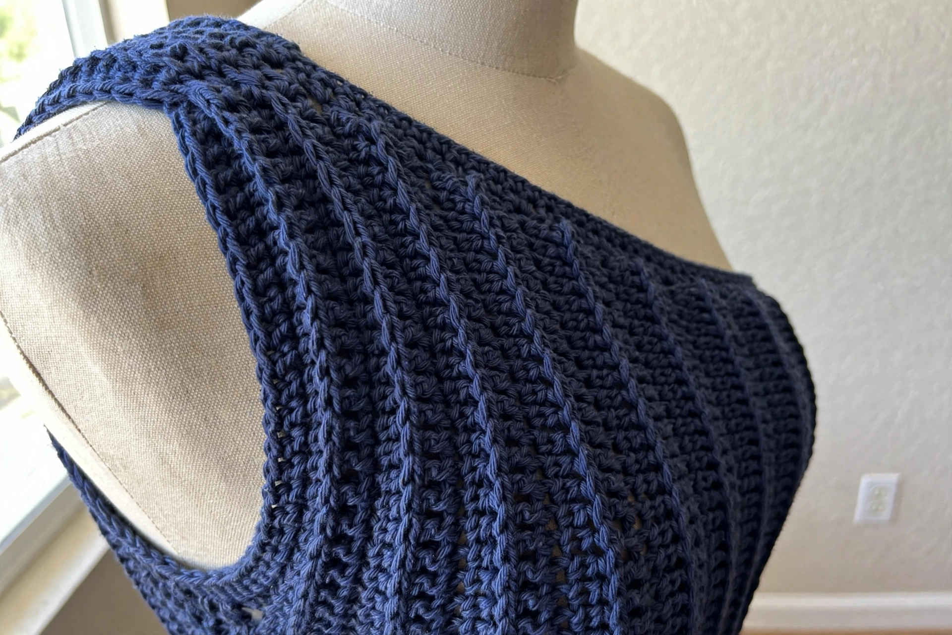 One shoulder top bodice texture
